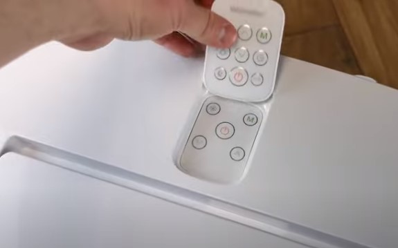 Pilot i panel sterowania